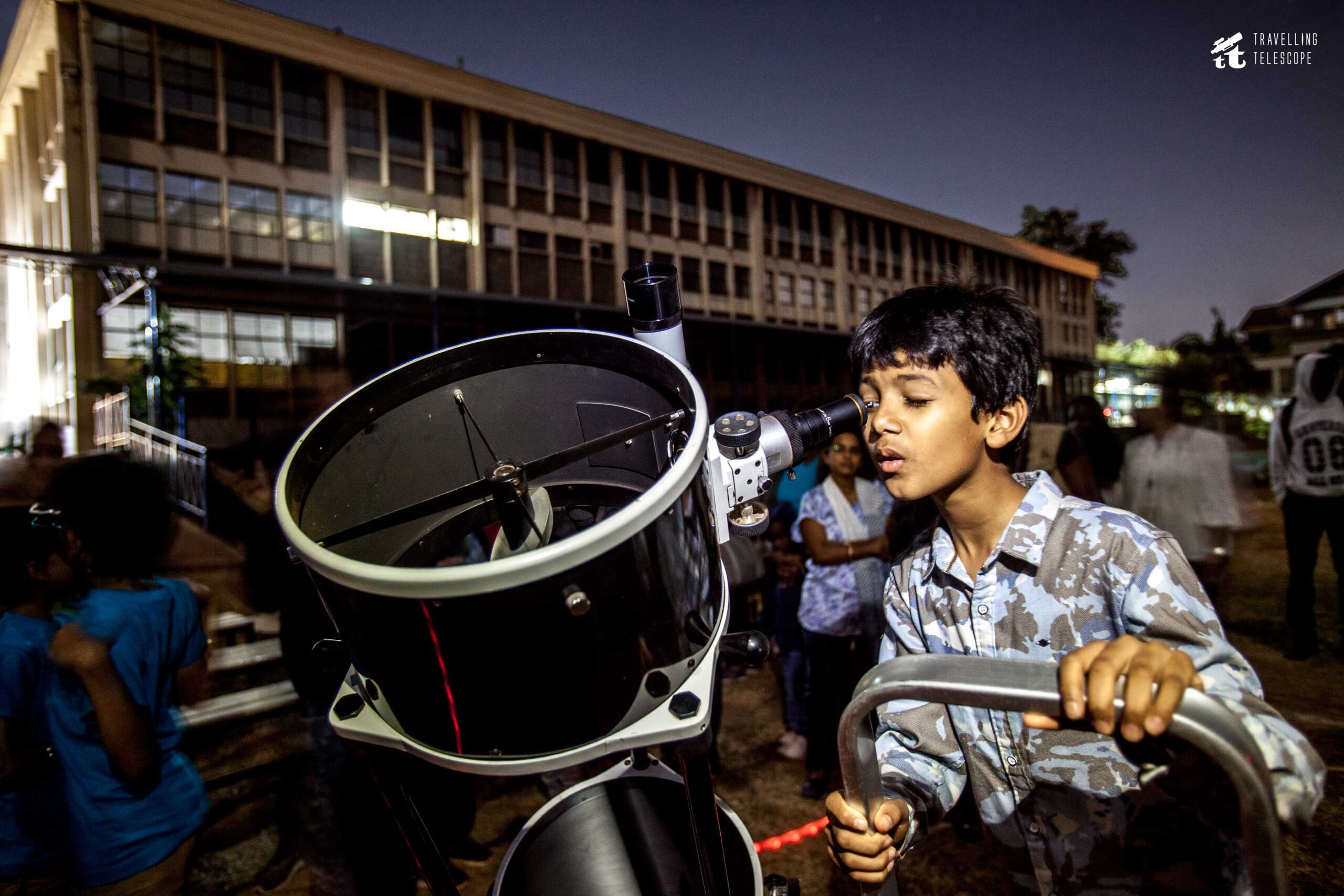 School telescope visit